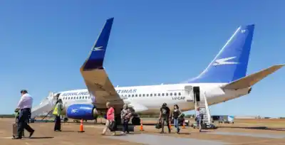 Un reclamo salarial paraliza los aeropuertos: qué pasará con los vuelos