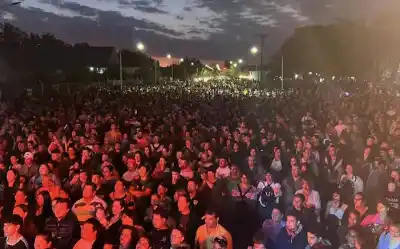 Artesanos, música en vivo y un desfile: dos días de fiesta cultural en Leones