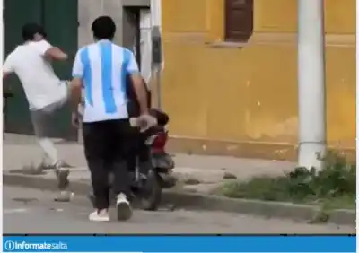 Quiso robar armado en un negocio de Metán y la gente lo frenó: quedó detenido