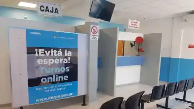 Prometieron cerrar los registros del automotor: el papel sigue frenando todo