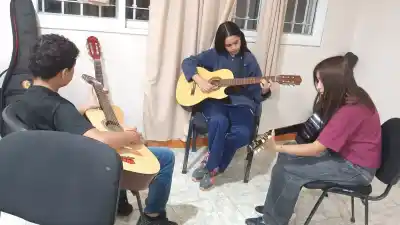 Clases de piano, violín y guitarra sin pagar un peso: arrancan el lunes en 9 de Julio