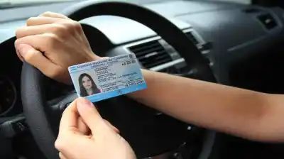 El examen de conducir tiene una trampa oculta: las tres preguntas que casi nadie responde bien