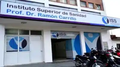 Prohíben el tereré en un instituto y denuncian aumentos de más del 250%