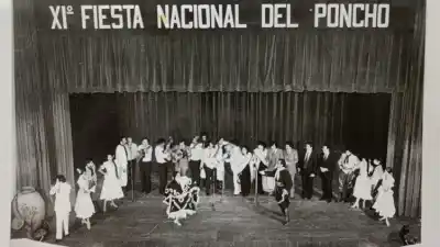 La Fiesta del Poncho busca reconstruir su historia con las fotos que guardan las familias