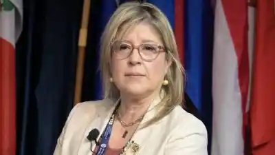 Enojada, una ministra les mandó tres cartas documento a periodistas: qué les exige