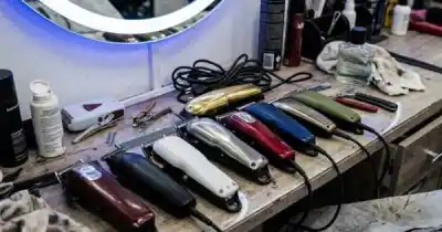Forzaron la puerta de su peluquería y se llevaron todas sus herramientas de trabajo