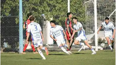 Perdió con Rafaela y quedó a cuatro puntos: Colón, contra las cuerdas