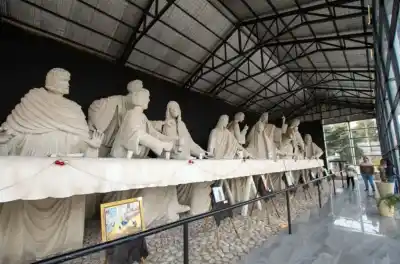 La escena bíblica de 5 metros que ya se ve desde la Ruta 22
