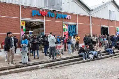 Mes de las Juventudes en Rosario: una agenda gratuita con foros, muestras y gaming