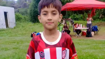 Tiene 10 años, juega en Catamarca y lo citaron dos clubes grandes: viaja para probarse