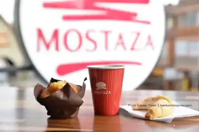 Ocho años al frente y una orden de desalojo: el local de Mostaza en Bariloche cambia de manos