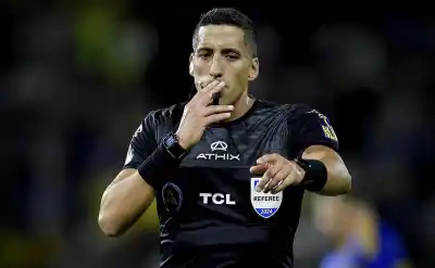 El árbitro del clásico rosarino tiene un historial que asusta a un lado y sonríe al otro