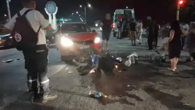 Moto y auto chocaron en el acceso principal a Monteros