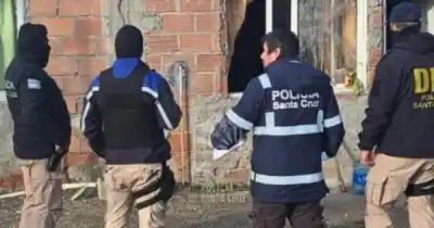 Allanaron dos casas en Las Heras por un robo y se llevaron elementos clave