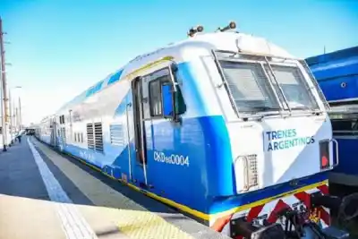 Un tren que atraviesa el país dejó de pasar por La Banda: el pedido para que vuelva