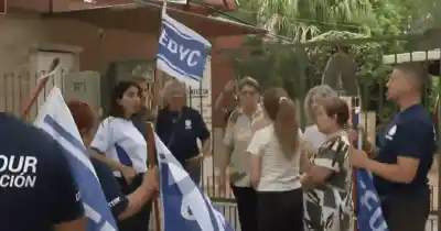 Una familia de Capitán Bermúdez clama por ayuda: la deuda que amenaza con separarlos