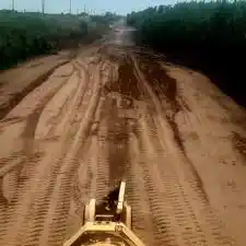 Lluvias intensas y caminos cortados: la obra en 2000 metros que cambia el tránsito rural