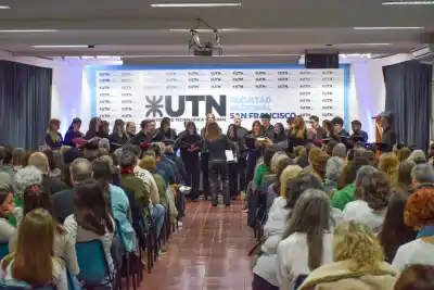 Un escenario, cuatro coros y una noche: qué pasará en la UTN San Francisco