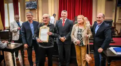 El pedido urgente que hizo "El señor del tiempo" tras recibir un homenaje en Salta