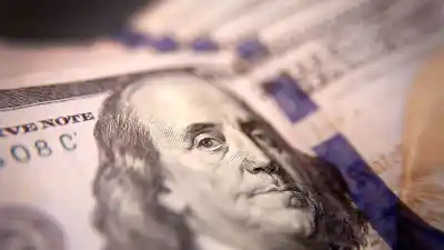 El dólar oficial superó los $1.500 y ya roza el techo que obligaría al Central a intervenir