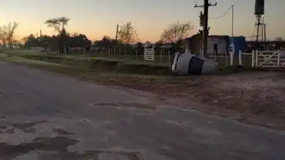 Volcó su auto en la Ruta 18 y terminó en el hospital: qué se sabe del accidente