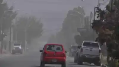 El SMN lanzó un alerta por viento Zonda en San Juan: qué se sabe sobre las clases