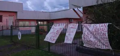 Volvieron a hervir el agua por miedo a enfermarse y salieron a la calle a reclamar