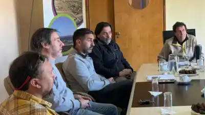 Dos provincias se unen para que la pesca en Casa de Piedra tenga reglas idénticas