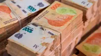 Se hizo pasar por curandero, pidió un vaso de agua y a un jubilado le faltaron dos millones