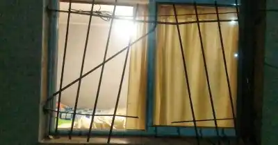 Volvieron a la casa de fin de semana y encontraron una ventana forzada: qué se llevaron