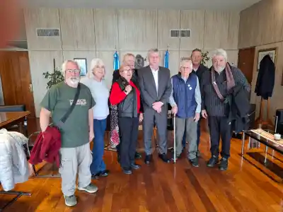 Ziliotto escuchó el reclamo de los jubilados que marchan los miércoles, pero no hubo anuncios