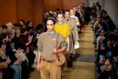 La fórmula secreta de la moda: científicos descubren el patrón matemático detrás de cada tendencia que vuelve