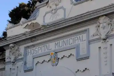 Aparecieron vacías las ampollas de fentanilo: allanaron las casas de tres anestesiólogos