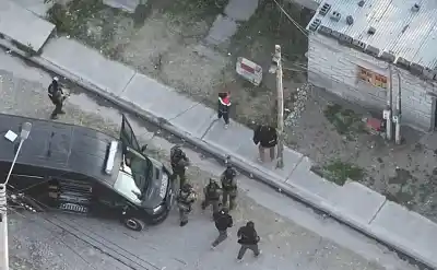 Un llamado al 911 por disturbios terminó con un hombre demorado y un arma secuestrada