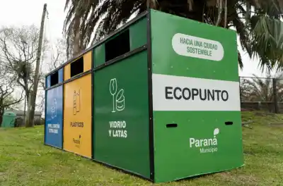 Instalaron contenedores para reciclar en seis espacios públicos de Paraná: dónde están y qué se puede tirar