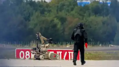 Un dron con explosivos en un aeropuerto alemán disparó una acusación durísima de la UE contra Rusia