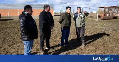 Le prometieron una cancha para sus 25 años y la emoción no entra en el club