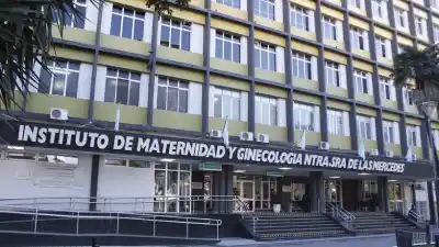 El servicio que ya acompaña a pacientes con cáncer de mama y útero en Tucumán