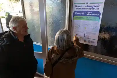 Nueva cartelería en Comodoro: mapas y códigos QR para orientarte en el transporte público