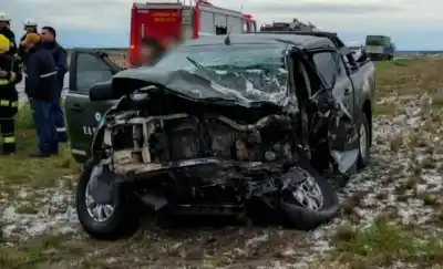 Tres militares piquenses chocaron de frente contra un camión en la ruta 33