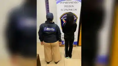 Estafa millonaria en Santiago: Detienen a una mujer por vender viviendas del IPVU que nunca existieron