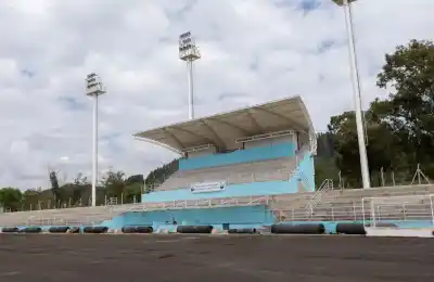 Mendoza desmantela su cancha de hockey: el ambicioso plan que busca traer de vuelta a Las Leonas