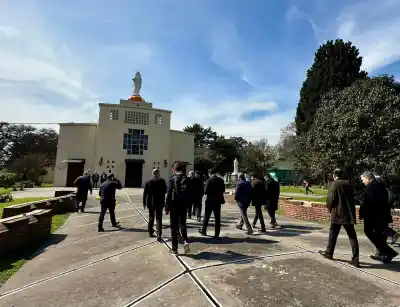La avanzada del Vaticano en Claypole para la visita que puede cambiarlo todo