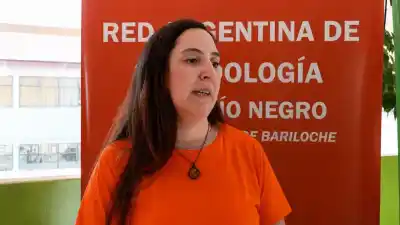 Suicidio: Bariloche iluminará el Centro Cívico y ofrecerá escucha profesional