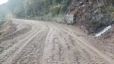 Reabrieron la Ruta 71 en Los Alerces, pero piden circular con extrema precaución