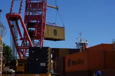 Llegó a Corrientes la maquinaria que puede cambiar la construcción en todo el país