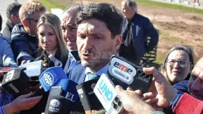 Pullaro exige a Nación dos cuotas atrasadas de la Caja de Jubilaciones
