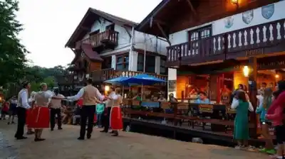El pueblo que se viste de fiesta para celebrar su 92° cumpleaños