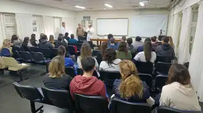 Diez profesionales arrancan la etapa final de su formación en el Centeno