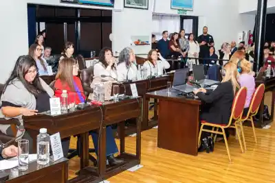 El concurso para proteger a los chicos ya tiene candidatos: qué dice la terna que llegó a la Legislatura